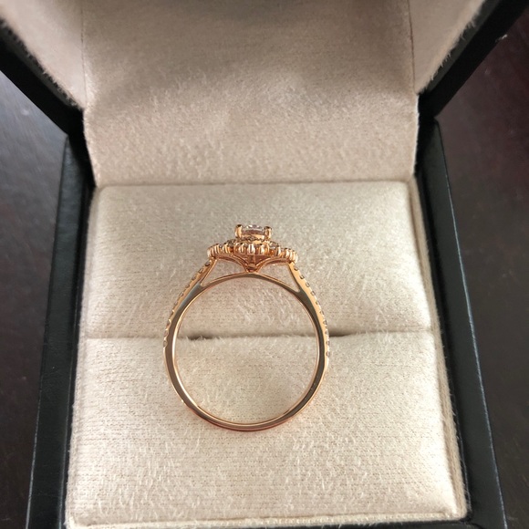 Noble Yates rose gold and moissanite ring size 8 - Picture 2 of 6